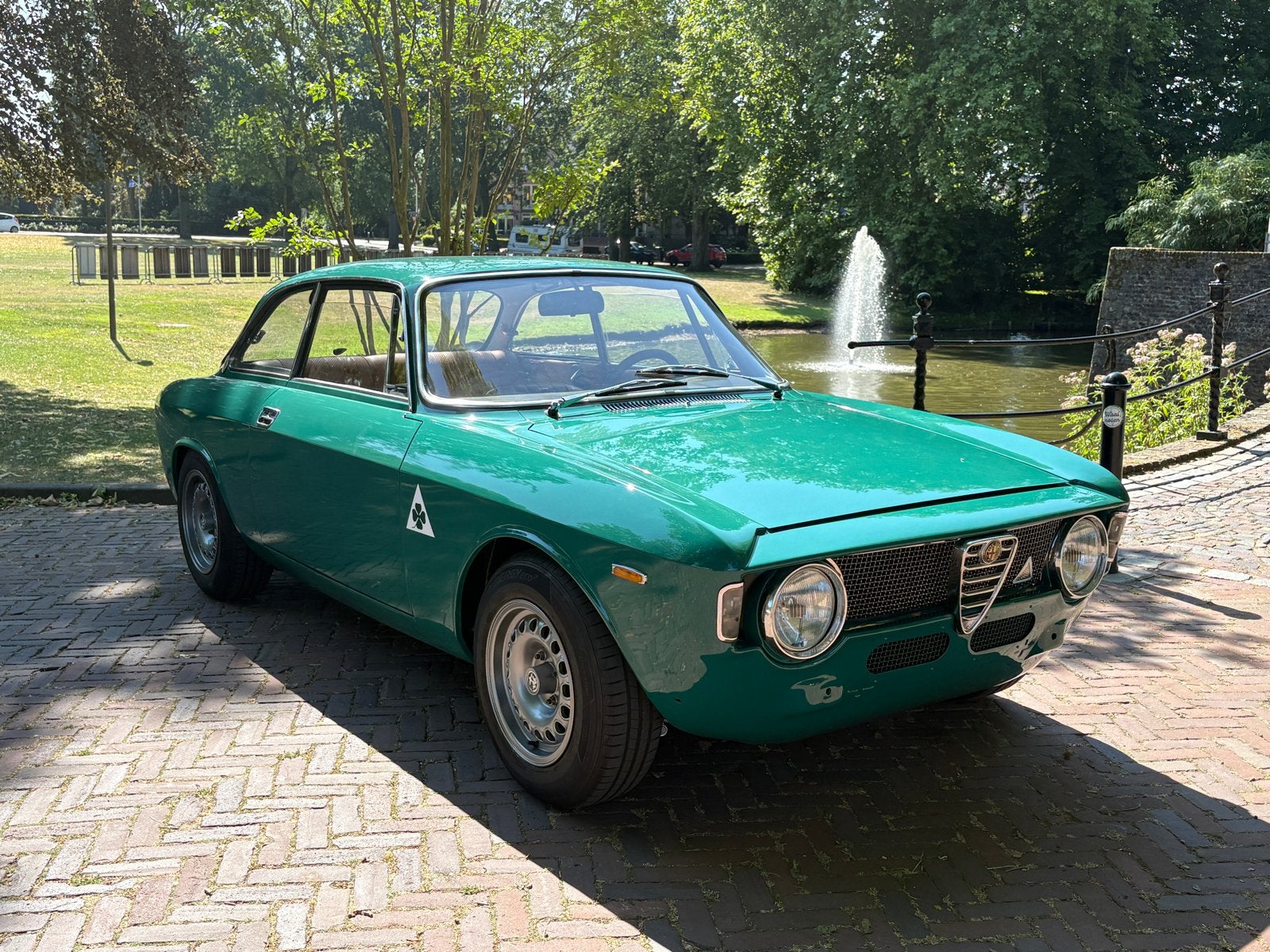 Alfa Romeo Giulia Sprint GT Veloce 1967, foto 3