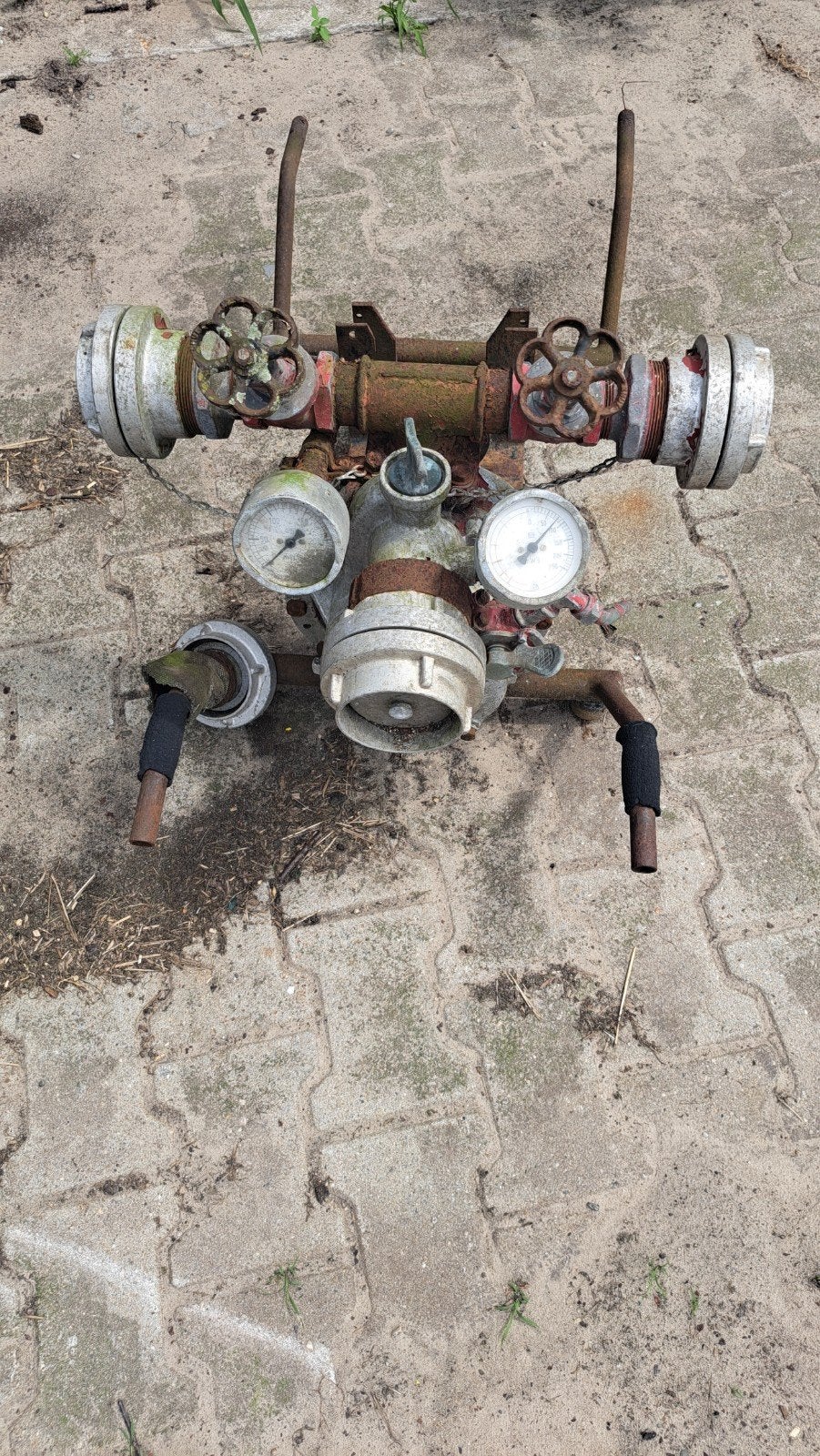 Antieke brandweerpomp (zonder benzine motor), Ophalen, Gebruikt