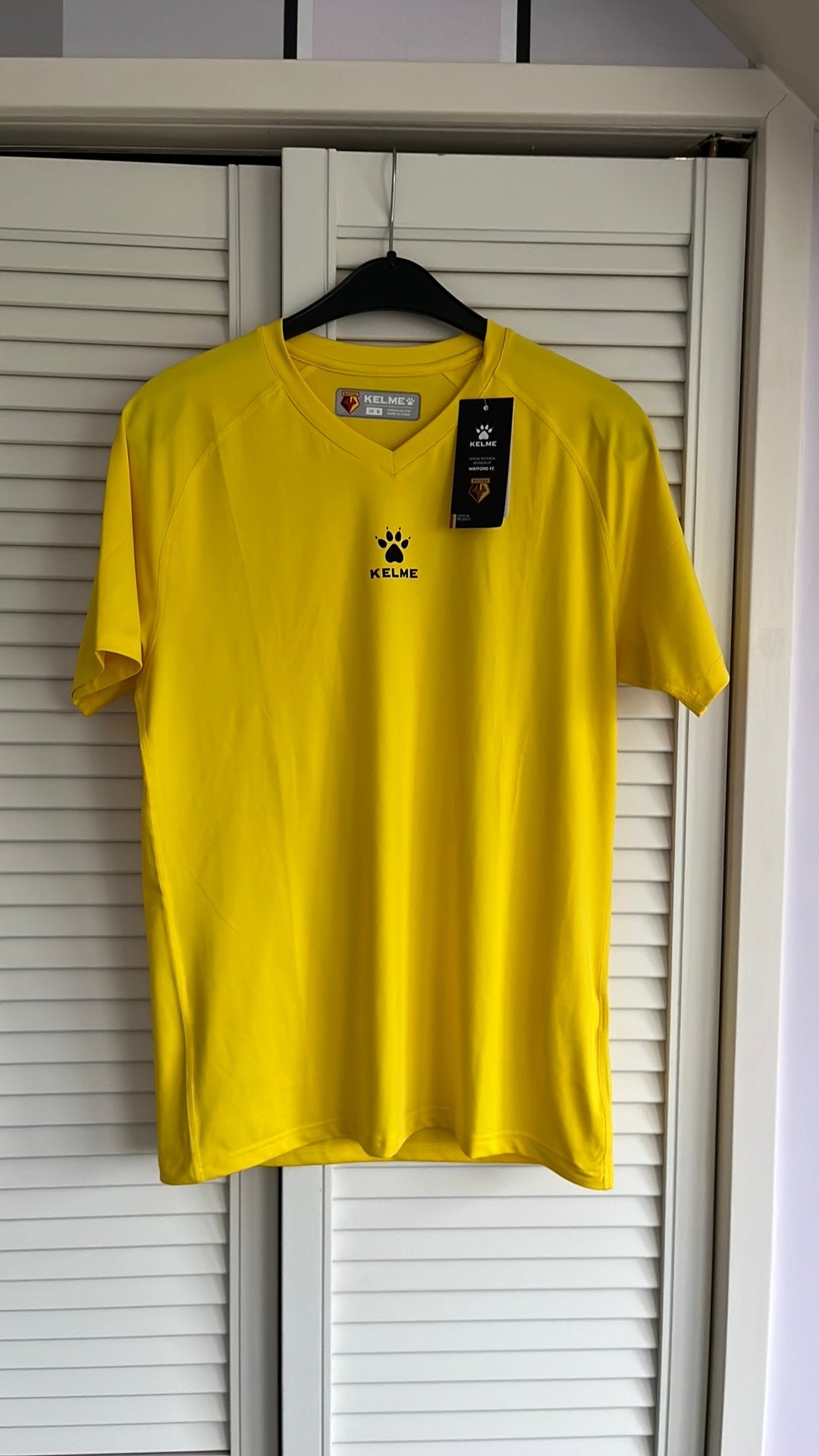 Nieuw Watford FC shirt maat M Kelme geel, Verzenden, Nieuw, Maat 48/50 (M), Geel