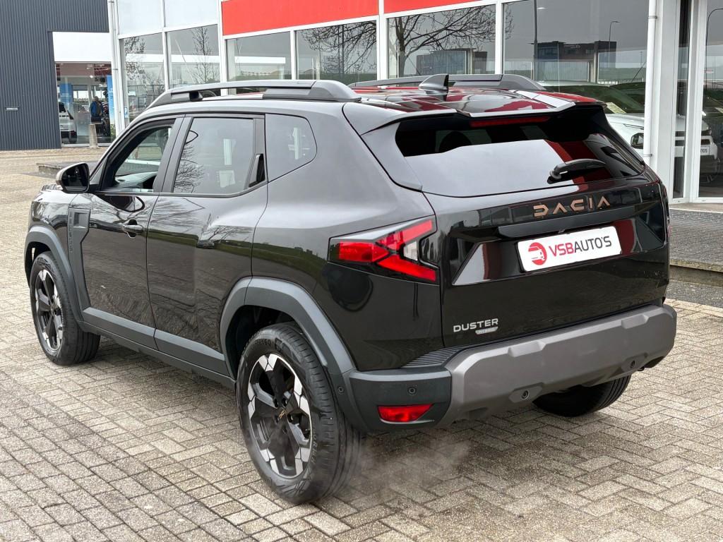 Dacia DUSTER 1.6 HYBRID 140 EXTREME AUT. LED NAVI CAMERA CAR, Automaat, Gebruikt, Zwart, Leder
