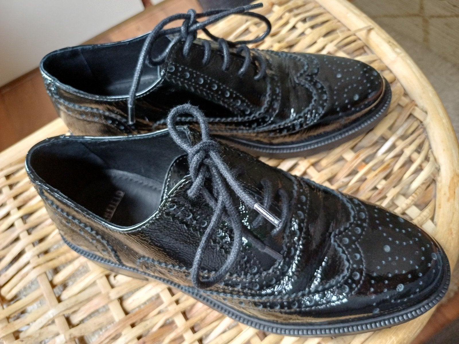 Manfield.  ZGAN, Kleding | Dames, Schoenen, Ophalen of Verzenden, Zo goed als nieuw, Zwart, Sneakers of Gympen