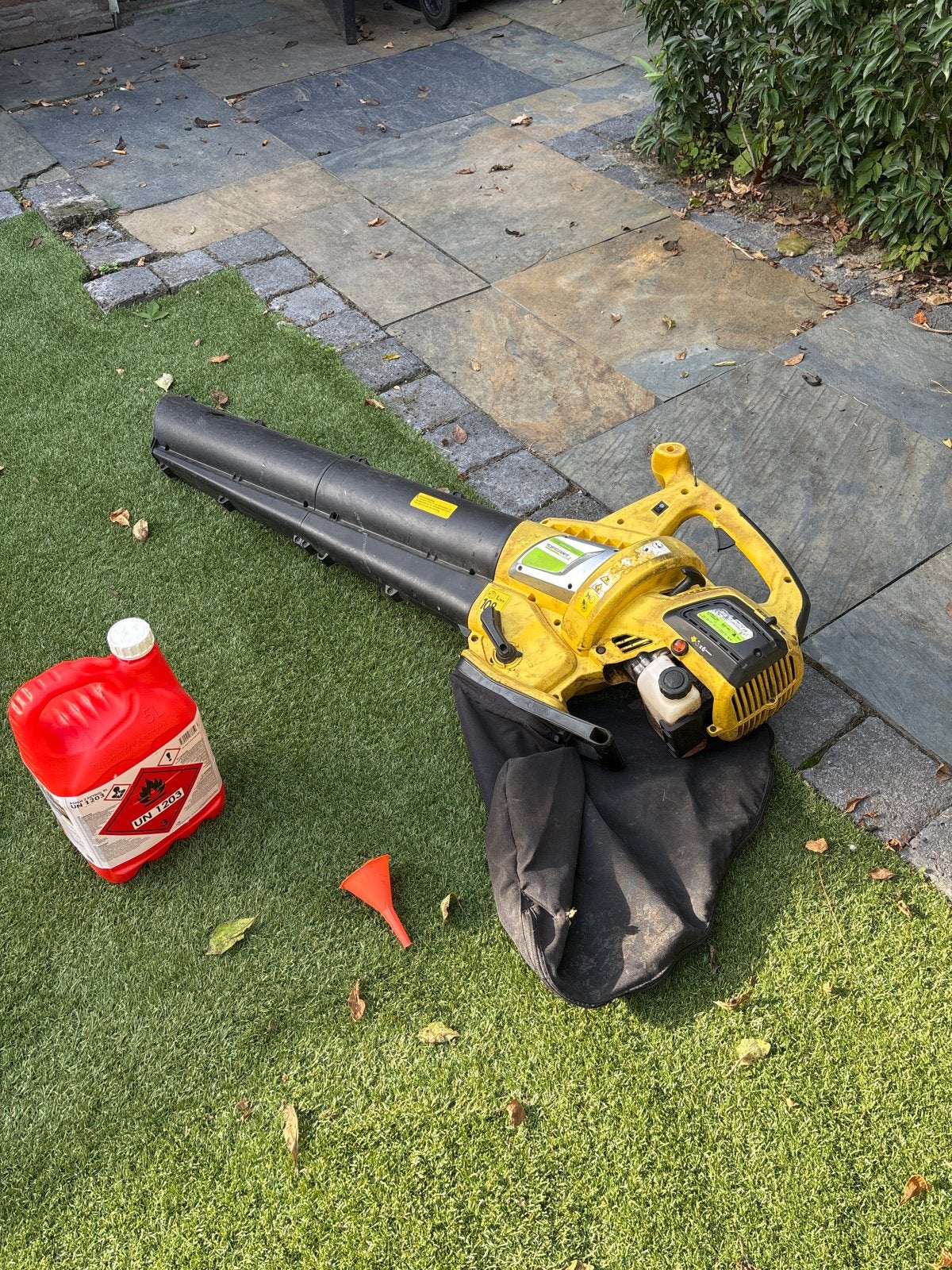 TOPCRAFT Bladblazer/Bladzuiger Benzine met Opvangzak, Tuin en Terras, Ophalen, Benzine, Gebruikt, Handgedragen