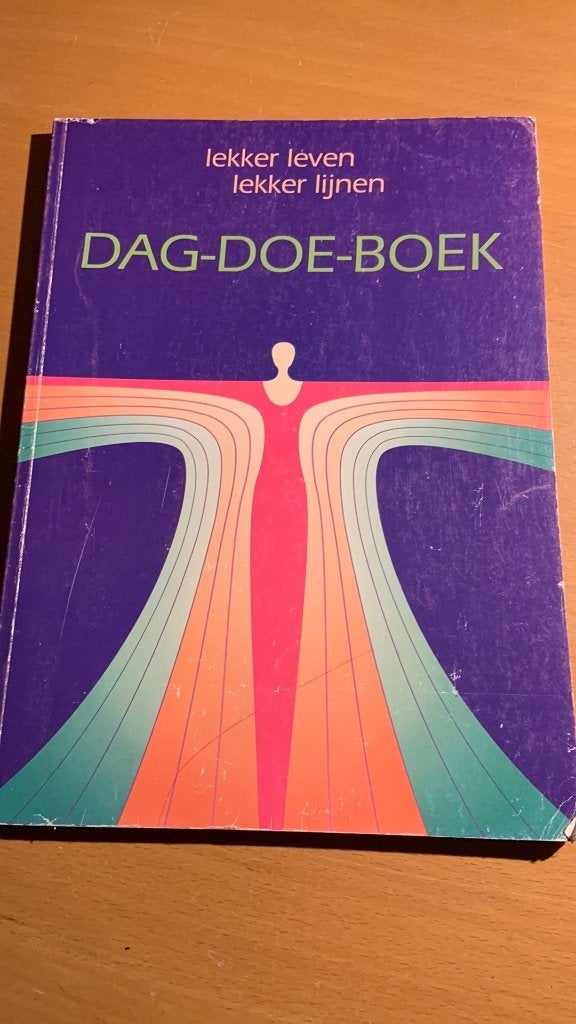 Lekker leven - lekker lijnen - dag-doe-boek, Boeken, Ophalen of Verzenden, Zo goed als nieuw