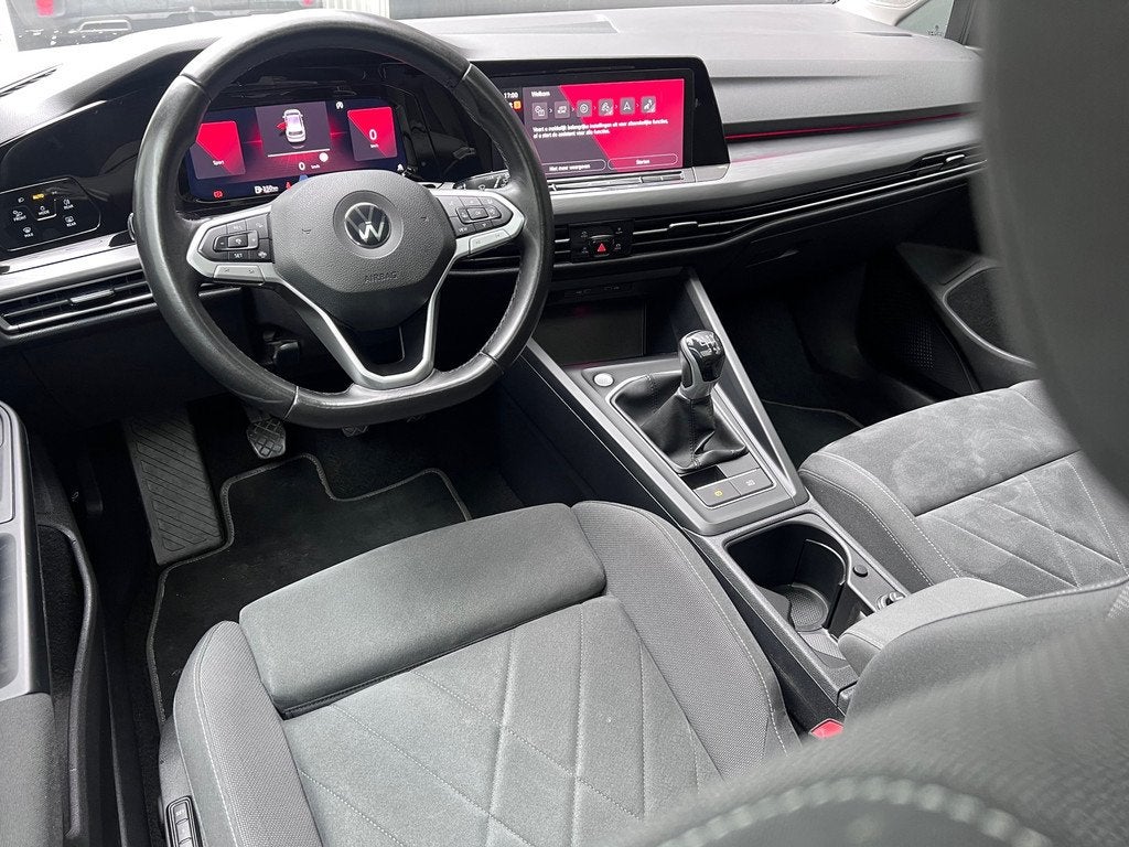 Volkswagen GOLF 1.5 TSI Pano Acc Memory IQ Lights Massage 4, Auto's, Voorwielaandrijving, Automatische klimaatregeling, Stof, 4 cilinders