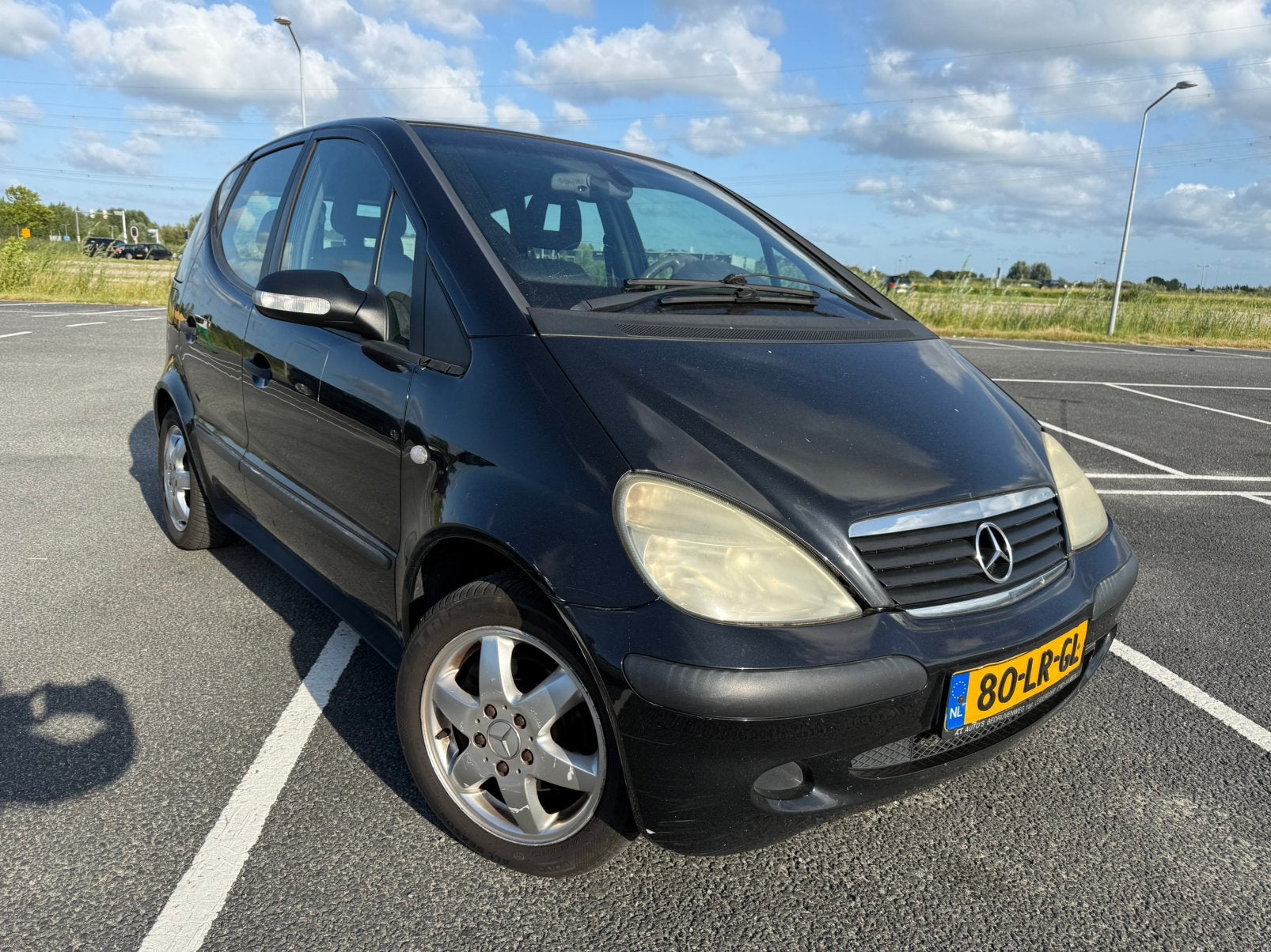 Mercedes-Benz A-Klasse A140 AUTOMAAT/AIRCO/CRUISE/NAP, Auto's, Mercedes-Benz, 40 €/maand, 400 kg, Zwart, Origineel Nederlands