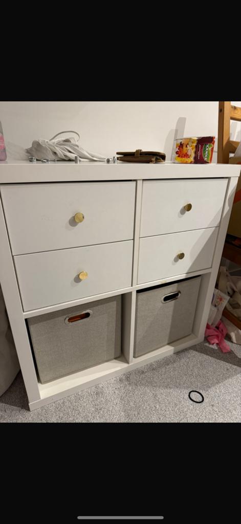 Witte IKEA kast met 4 lades en 2 opbergvakken + 2 kubussen, Huis en Inrichting, Ophalen, Kunststof, 50 tot 100 cm, Zo goed als nieuw