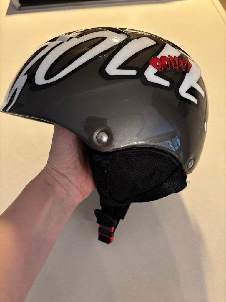 Skihelm bolle b-kid (cb7) grijs witte letters kind maat xs!, Overige merken, Overige typen, Ophalen of Verzenden, Zo goed als nieuw