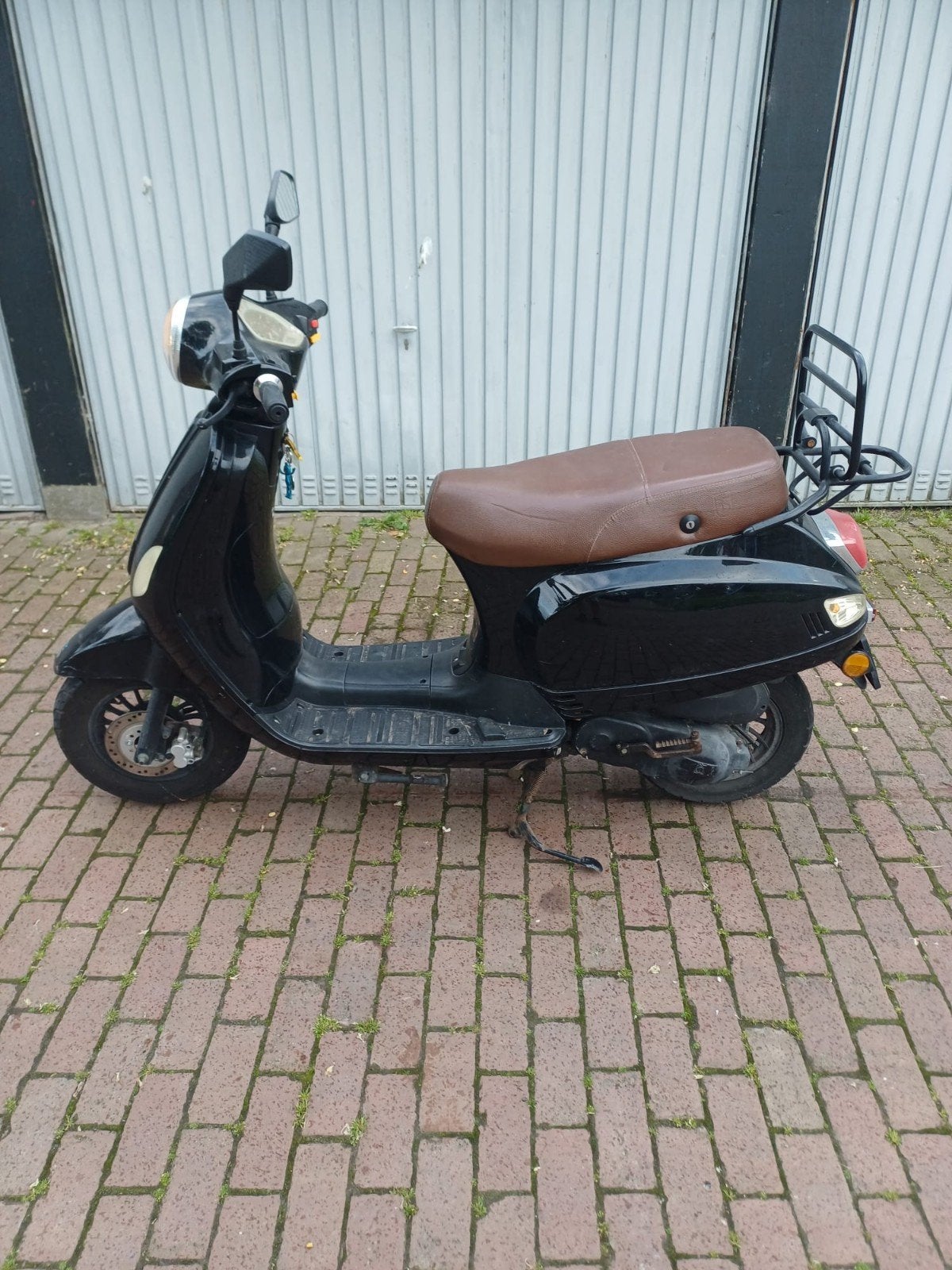 Scooter BTC Riva - Geel Kenteken, Fietsen en Brommers, Snorfietsen en Snorscooters, Overige merken, Gebruikt, Ophalen of Verzenden