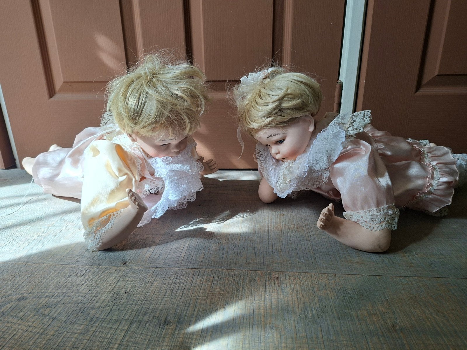 2 oude poppen porselein, Verzamelen, Gebruikt, Ophalen of Verzenden, Nvt, Pop