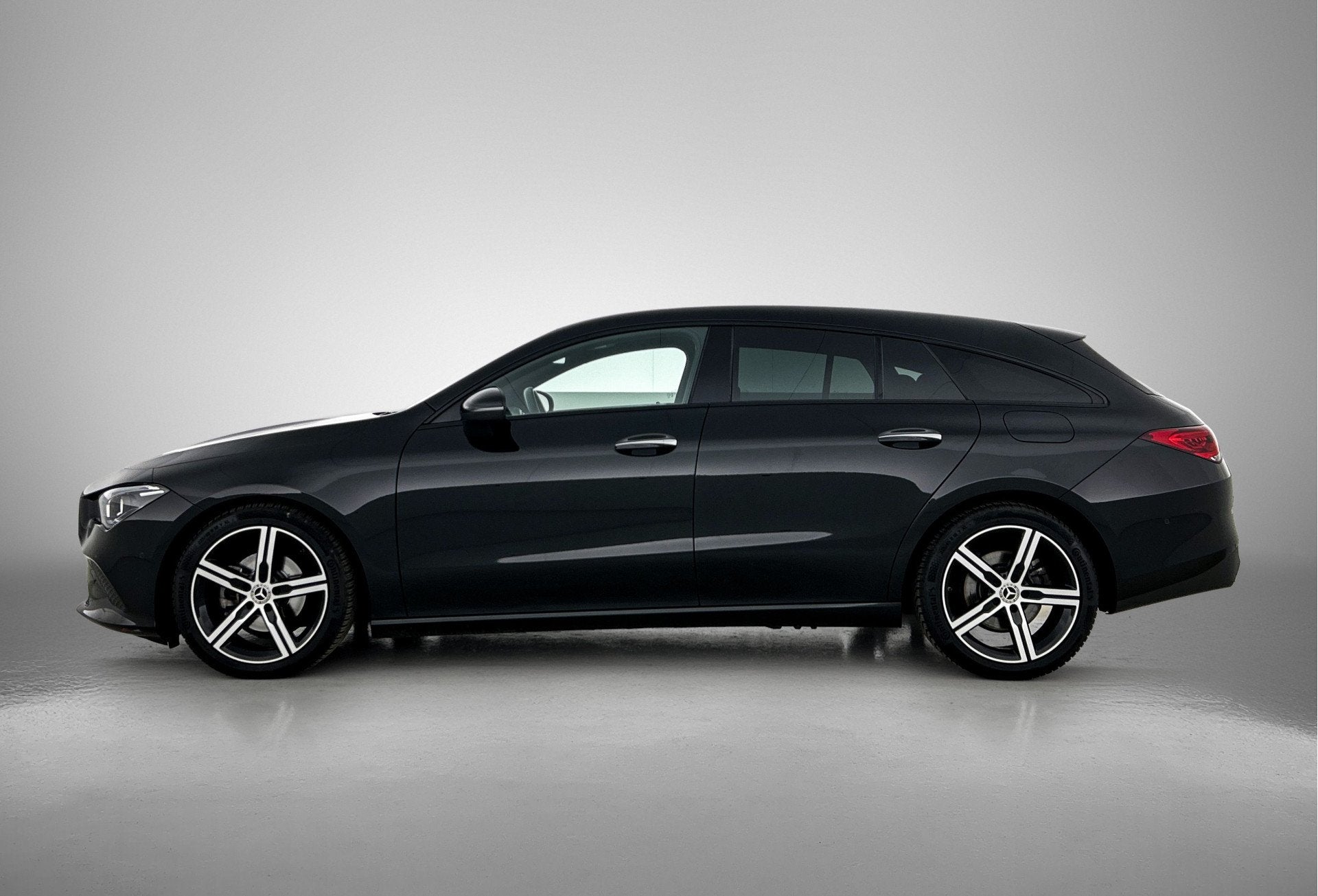 Mercedes-Benz CLA-Klasse Shooting Brake 180 Luxury Line Trek, Auto's, 136 pk, Gebruikt, Euro 6, 4 cilinders