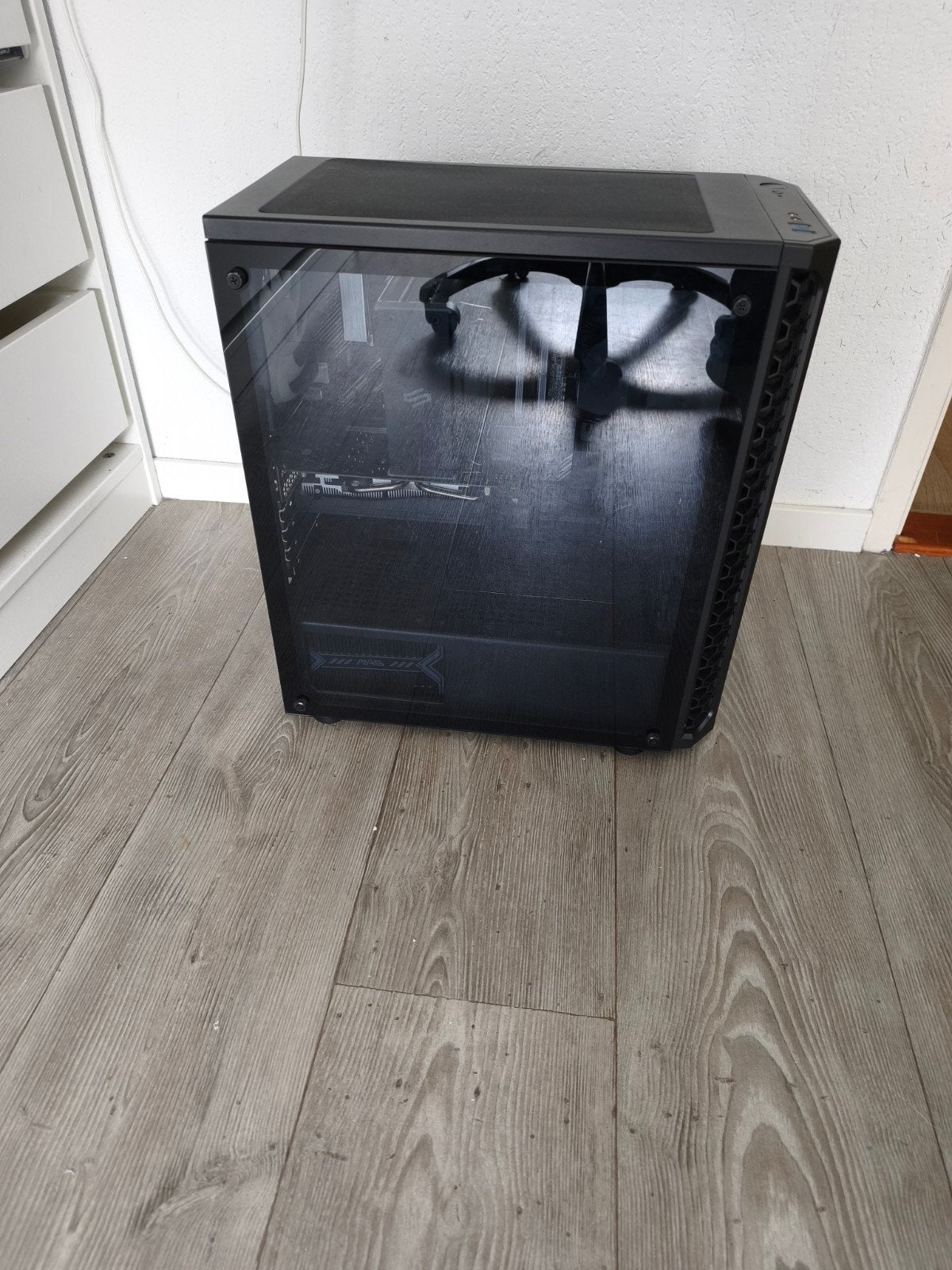 Gaming Pc/computer lees beschrijving voor de specificaties, Computers en Software, Computerbehuizingen, Ophalen, Zo goed als nieuw