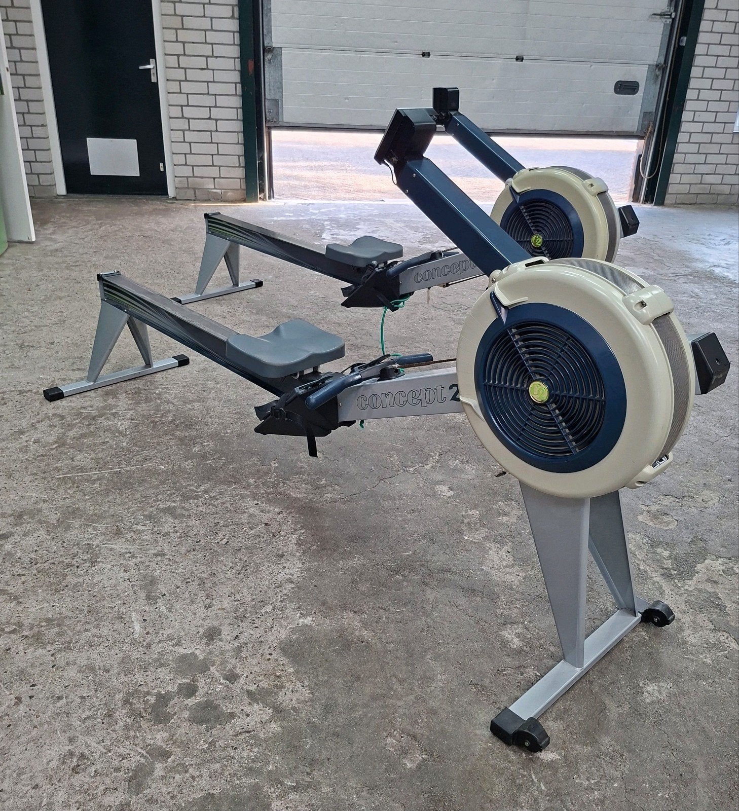 2 x Concept 2 Pm4 E  Roeitrainer, Sport en Fitness, Ophalen, Gebruikt