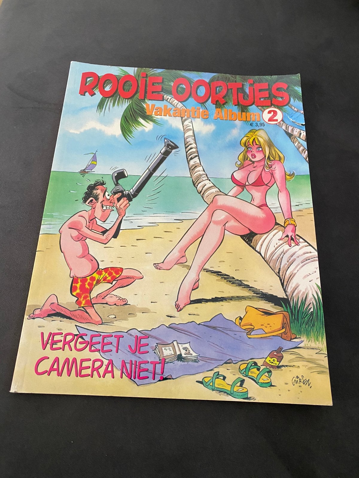Rooie Oortjes Vakantie Album 2 - Stripboek, Eén stripboek, Ophalen of Verzenden, Zo goed als nieuw