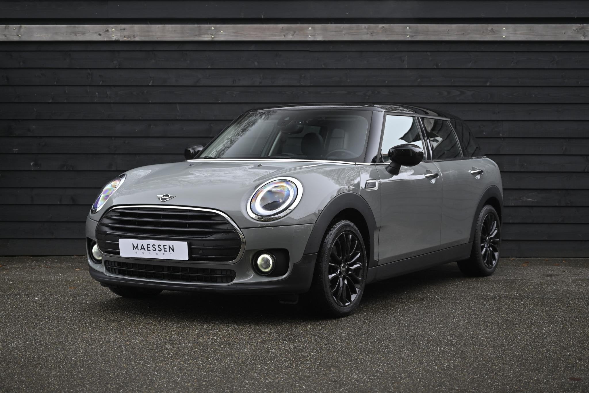 MINI Clubman 1.5 Cooper Business Edition | Leder | Sportstoe, Auto's, 136 pk, Gebruikt, 715 kg, Leder en Stof