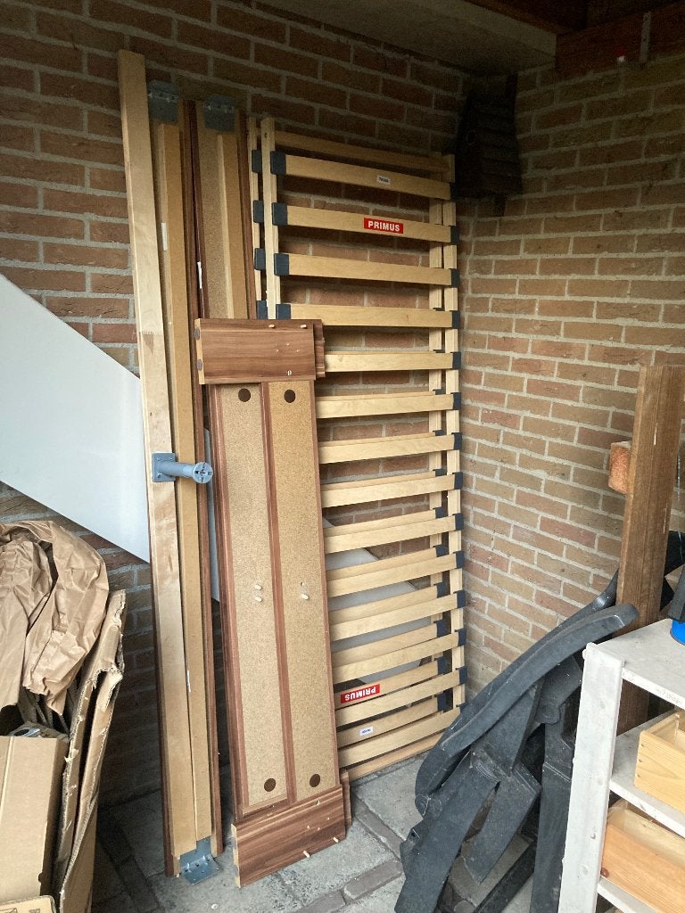 Bed 140x200 met matras, Ophalen, Gebruikt, Bruin, Tweepersoons
