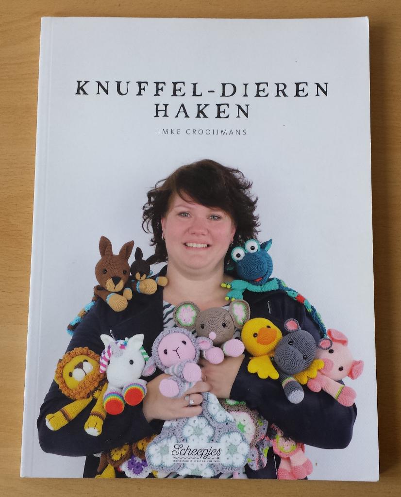 Knuffel-Dieren Haken - Imke Crooijmans - 2019, Gebruikt, Ophalen of Verzenden, Nvt, Patroon of Boek
