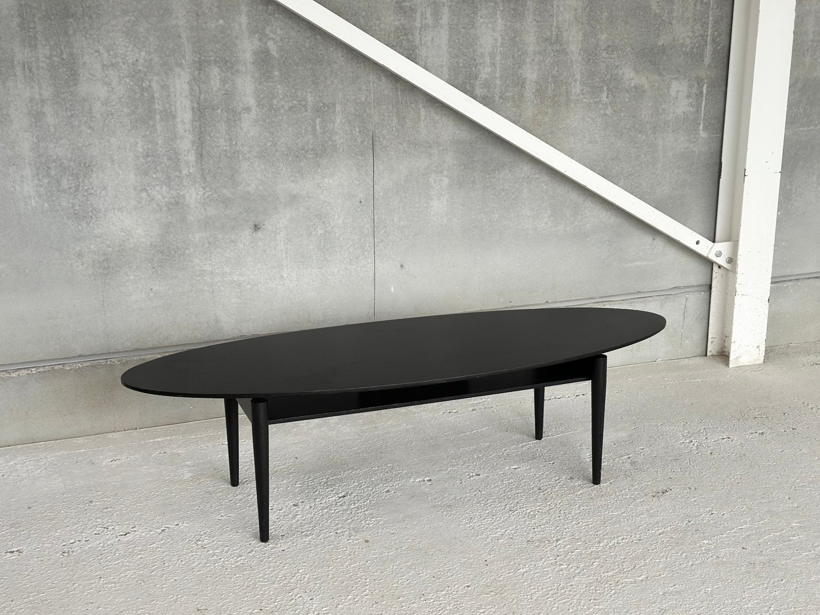 Scandinavische coffeetable, Ophalen