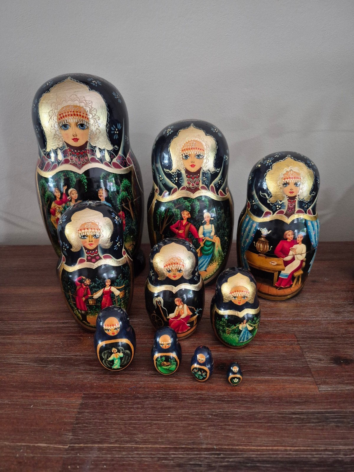 Set van 9 Russische Matroesjka poppen - Handgeschilderd, Ophalen of Verzenden, Zo goed als nieuw