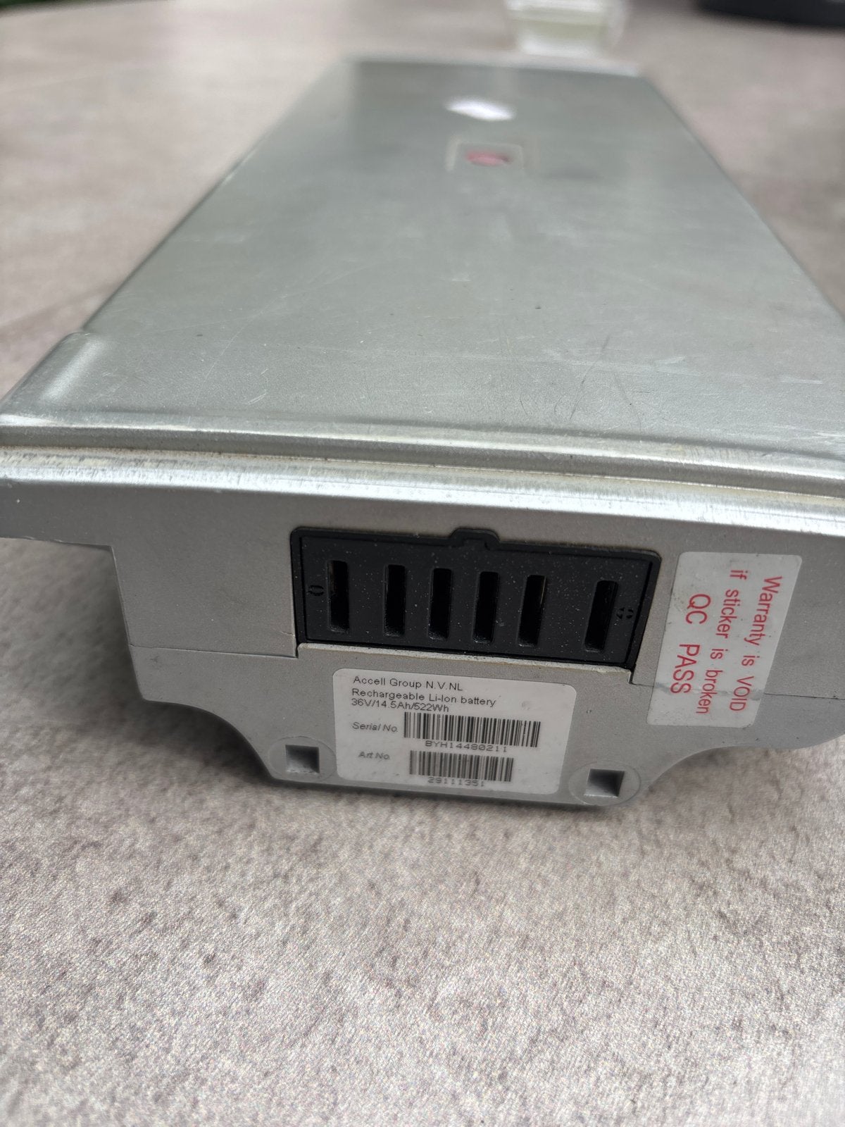 Accu 522wh met goede lader accu minder, Ophalen of Verzenden, Gebruikt