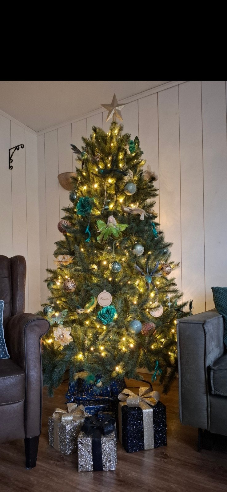 Prachtige kunst kerstboom 215cm hoog, Ophalen