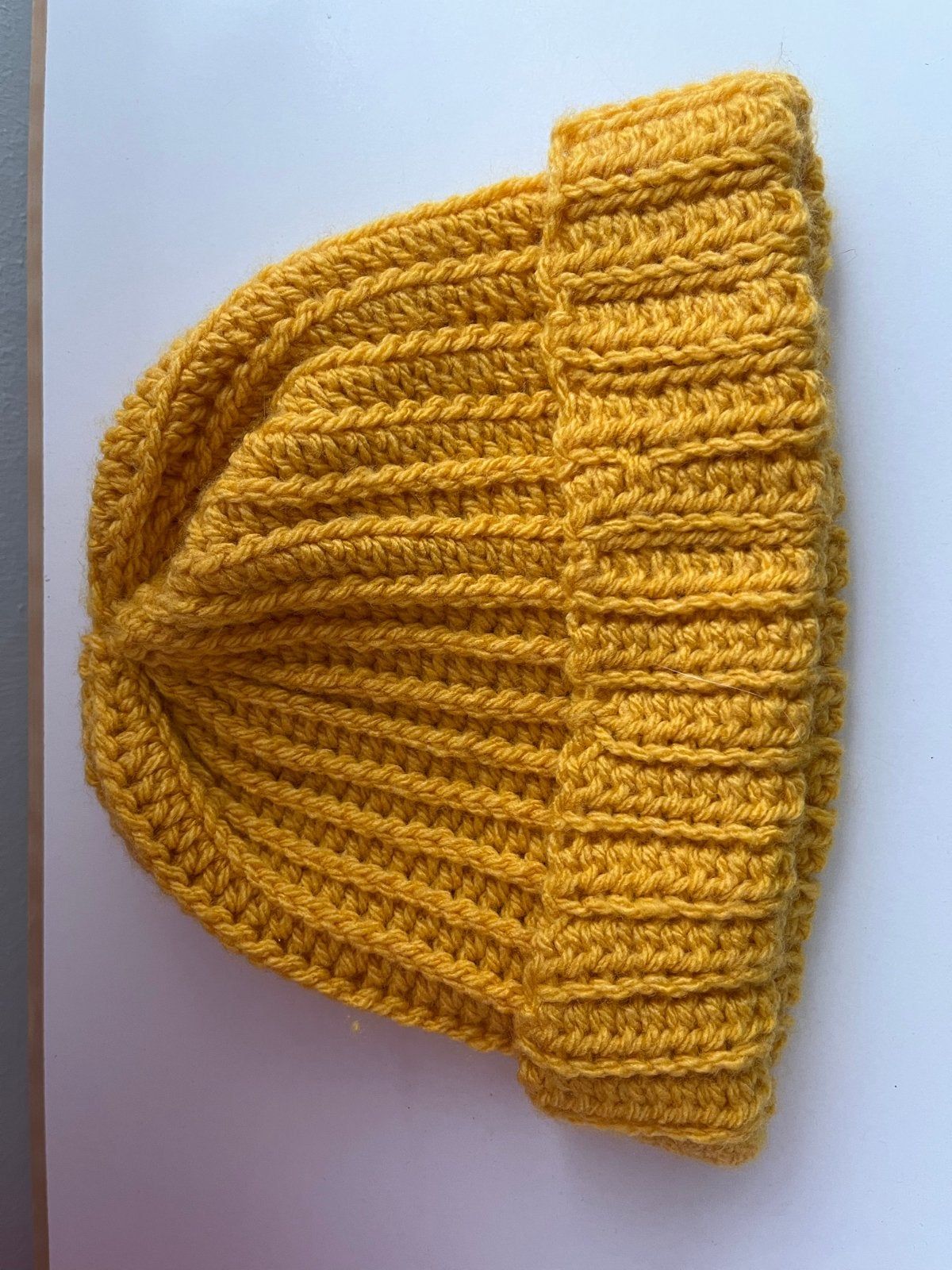 Gele gebreide muts unisex, Ophalen, Nieuw, Maat 38/40 (M), Muts