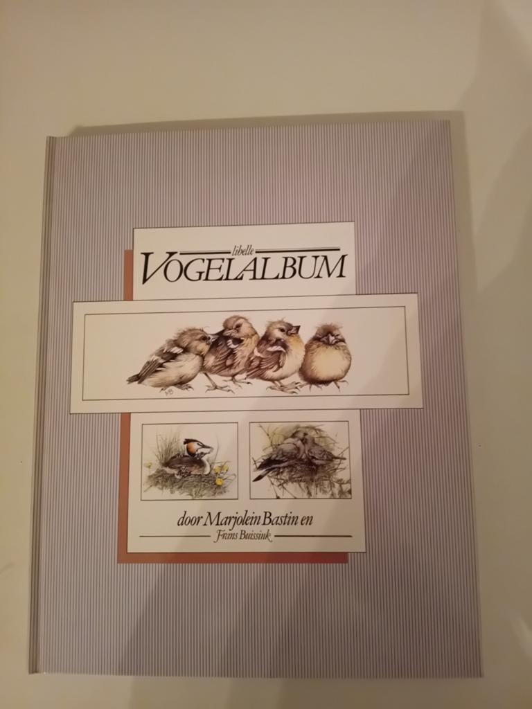 Libelle's vogelalbum, Ophalen of Verzenden, Zo goed als nieuw, Natuur algemeen