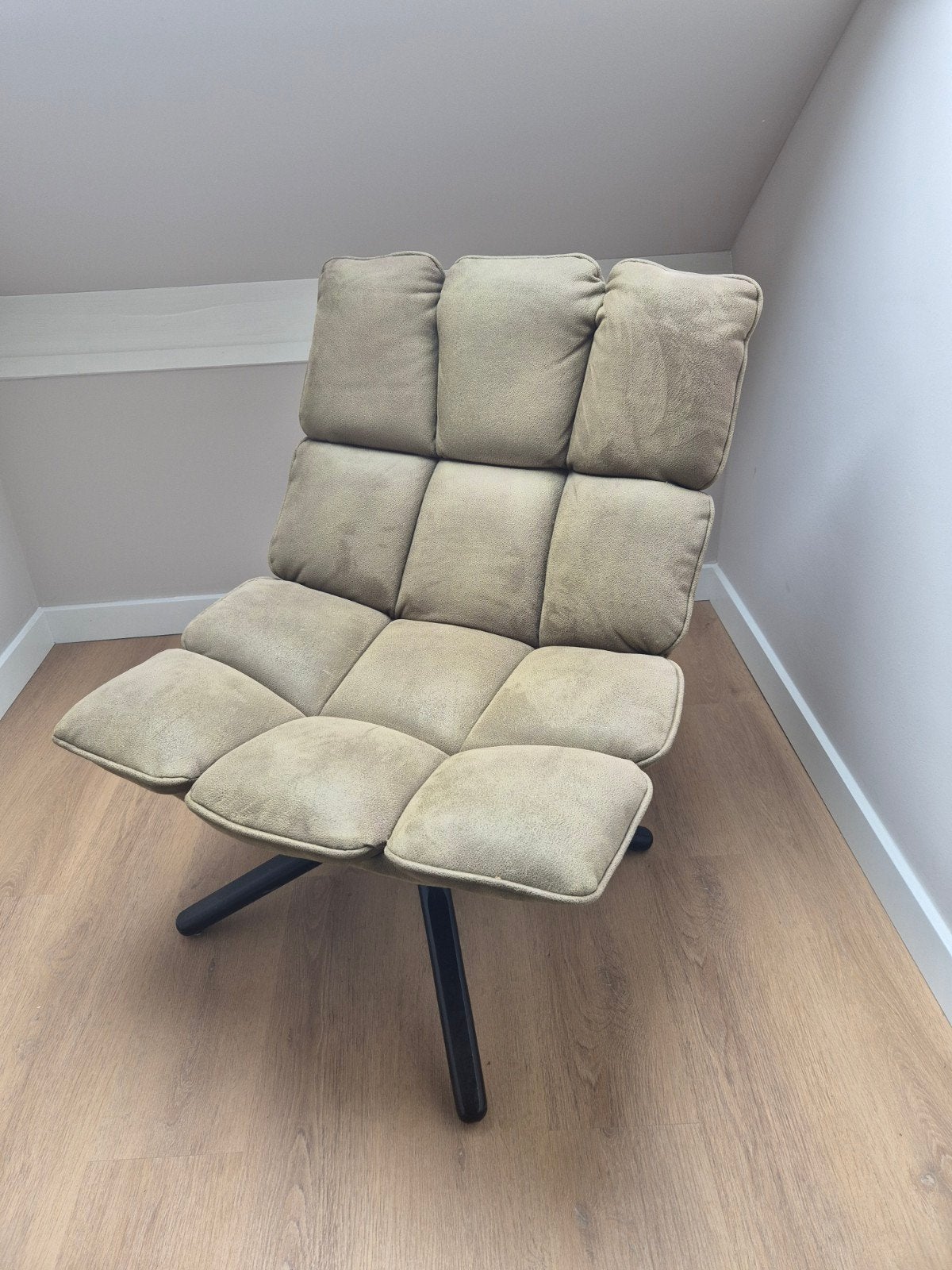 Olijfgroene fauteuil, Ophalen, Minder dan 75 cm, Leer, Zo goed als nieuw