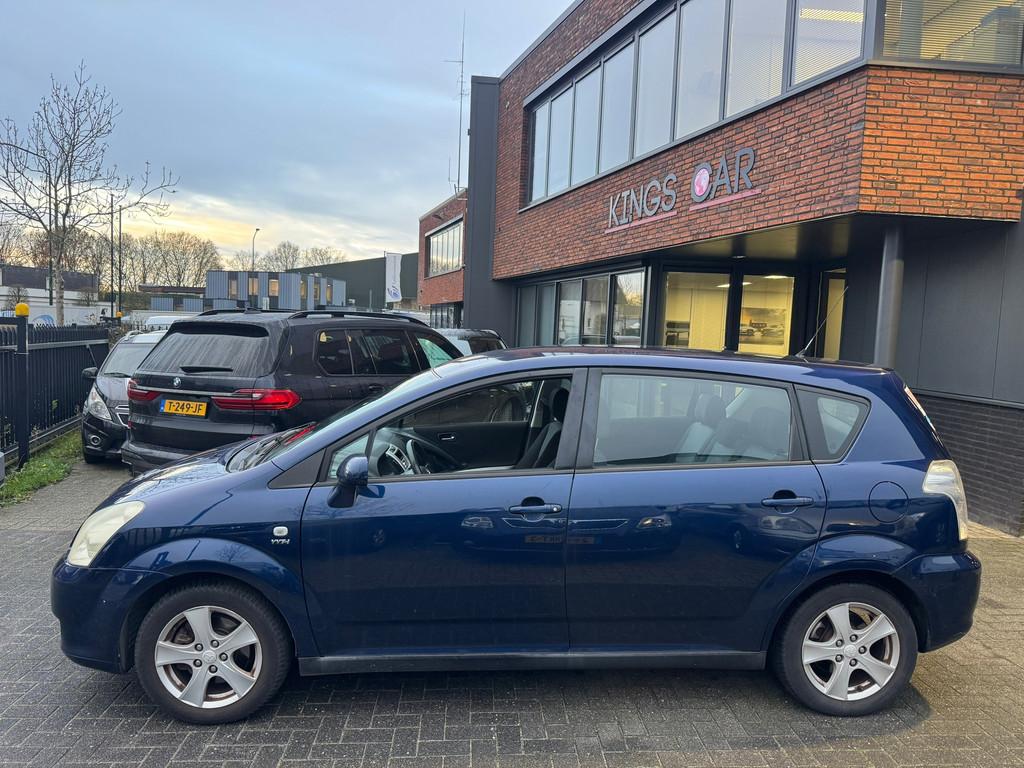 Toyota Corolla Verso 1.8 VVT-i Terra 7PERS AIRCO TREKHAAK OR, Gebruikt, 1340 kg, 4 cilinders, 129 pk