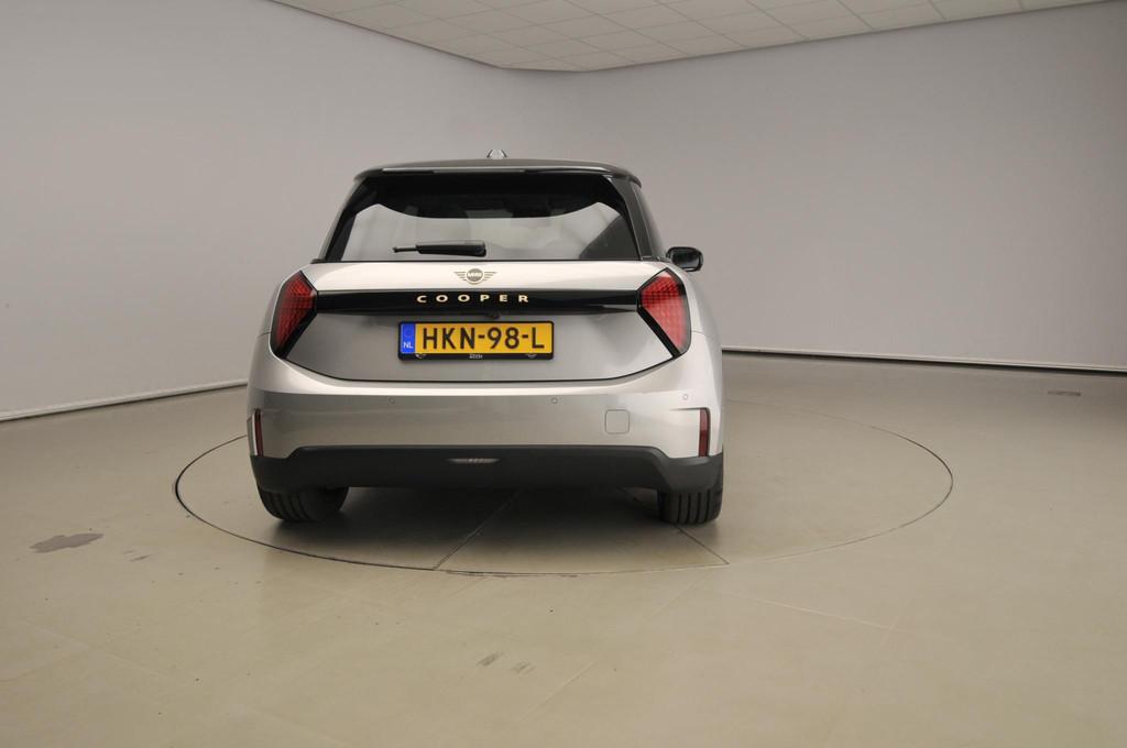 MINI 3-deurs Cooper E Classic Trim / Pakket L / Harman-Kardo, Auto's, Mini, Gebruikt, 300 km, 41 kWh, 4 stoelen