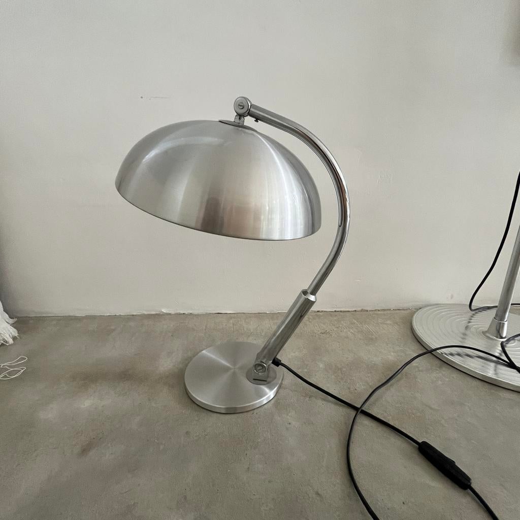 Hala tafellamp - Modern design, Ophalen of Verzenden, Zo goed als nieuw, Metaal