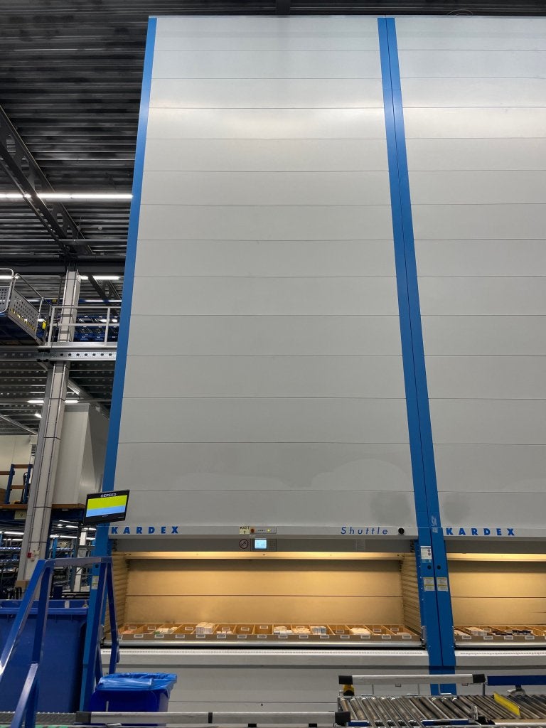 Kardex Shuttle XP250 paternosterkast VLM, Zakelijke goederen, Ophalen, Kardex, Niet ingevuld, Niet ingevuld