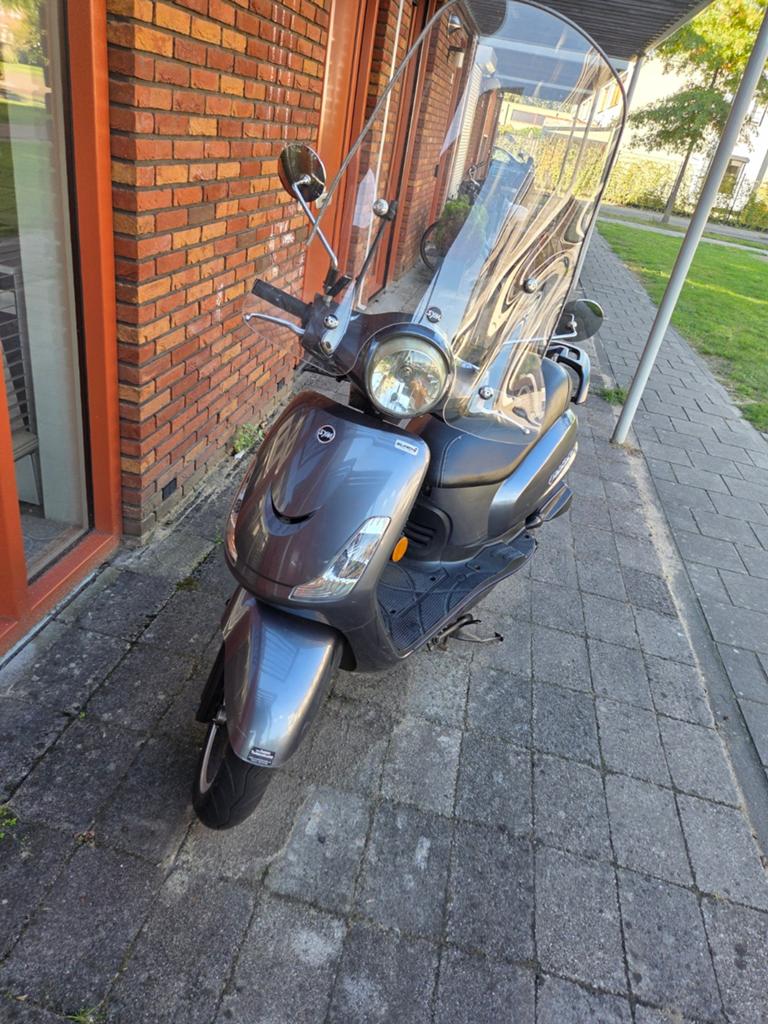 Sym Fiddle II Scooter - Grijs, Goede Staat, Fietsen en Brommers, Snorfietsen en Snorscooters, Gebruikt, SYM, Ophalen of Verzenden