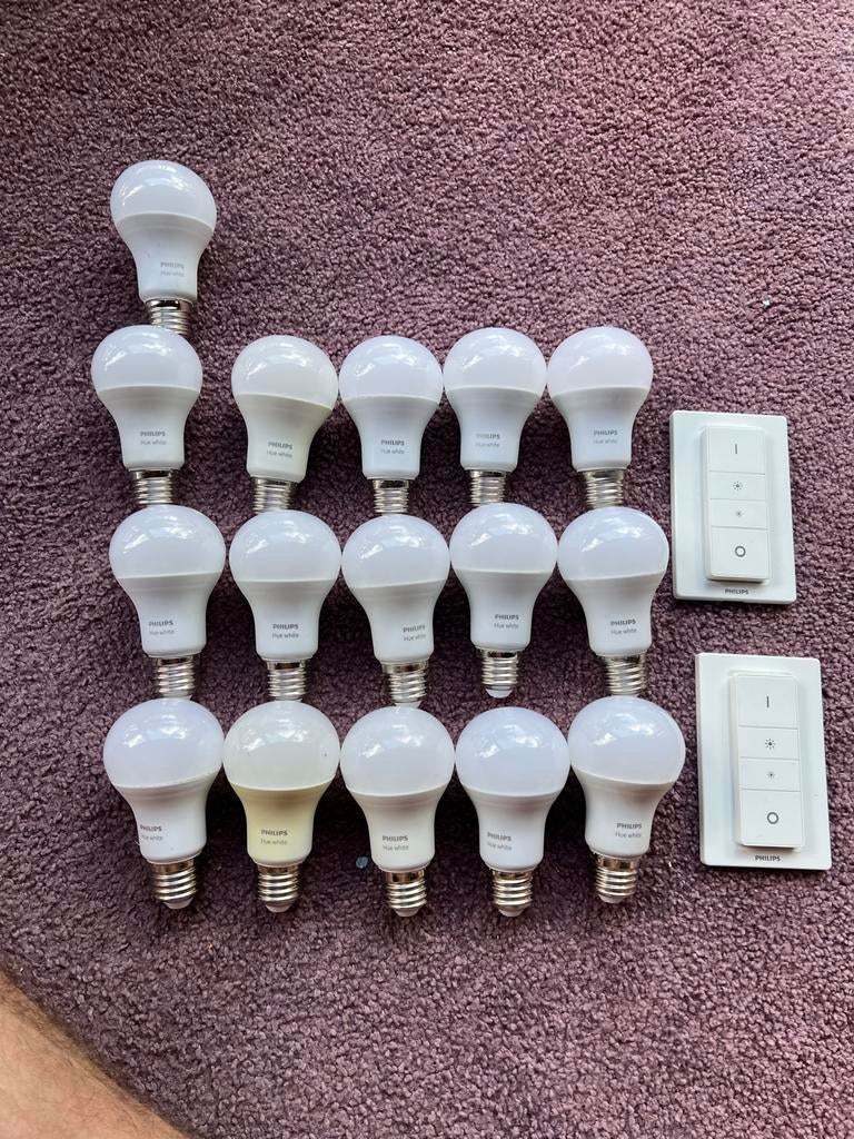 Philips Hue White E27 Lampen & Dimmers - Set van 16, Huis en Inrichting, Lampen | Losse lampen, Led-lamp, 60 watt of meer, Zo goed als nieuw