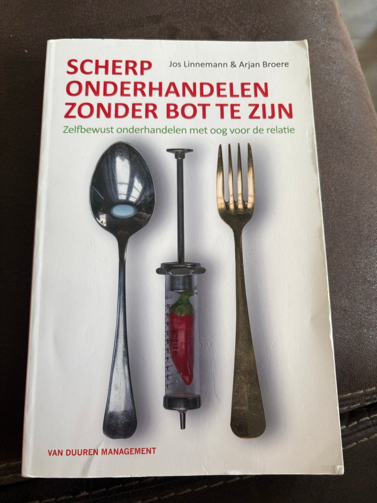 Scherp Onderhandelen Zonder Bot Te Zijn - Jos Linnemann, Ophalen of Verzenden, Zo goed als nieuw, Nederland