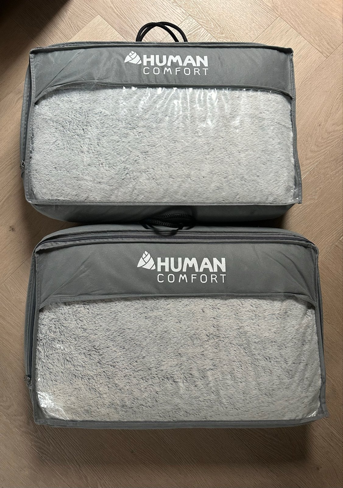 Human Comfort Rabbit Fleece Pillow Jacou XL Kussen, Ophalen, Zo goed als nieuw