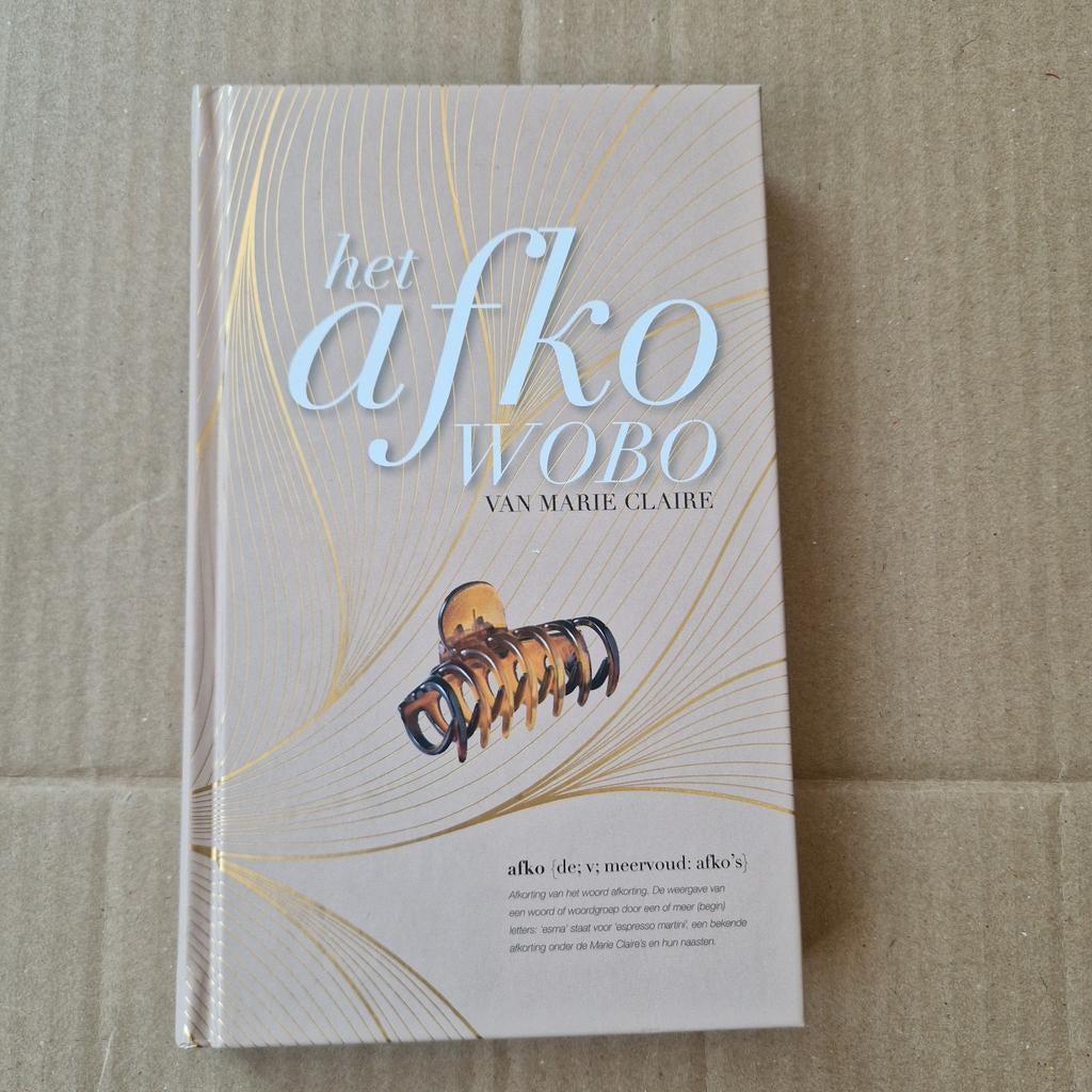 Het Afkowobo - Marie Claire (Afkortingenwoordenboek), Ophalen of Verzenden, Zo goed als nieuw, Claire van Marie