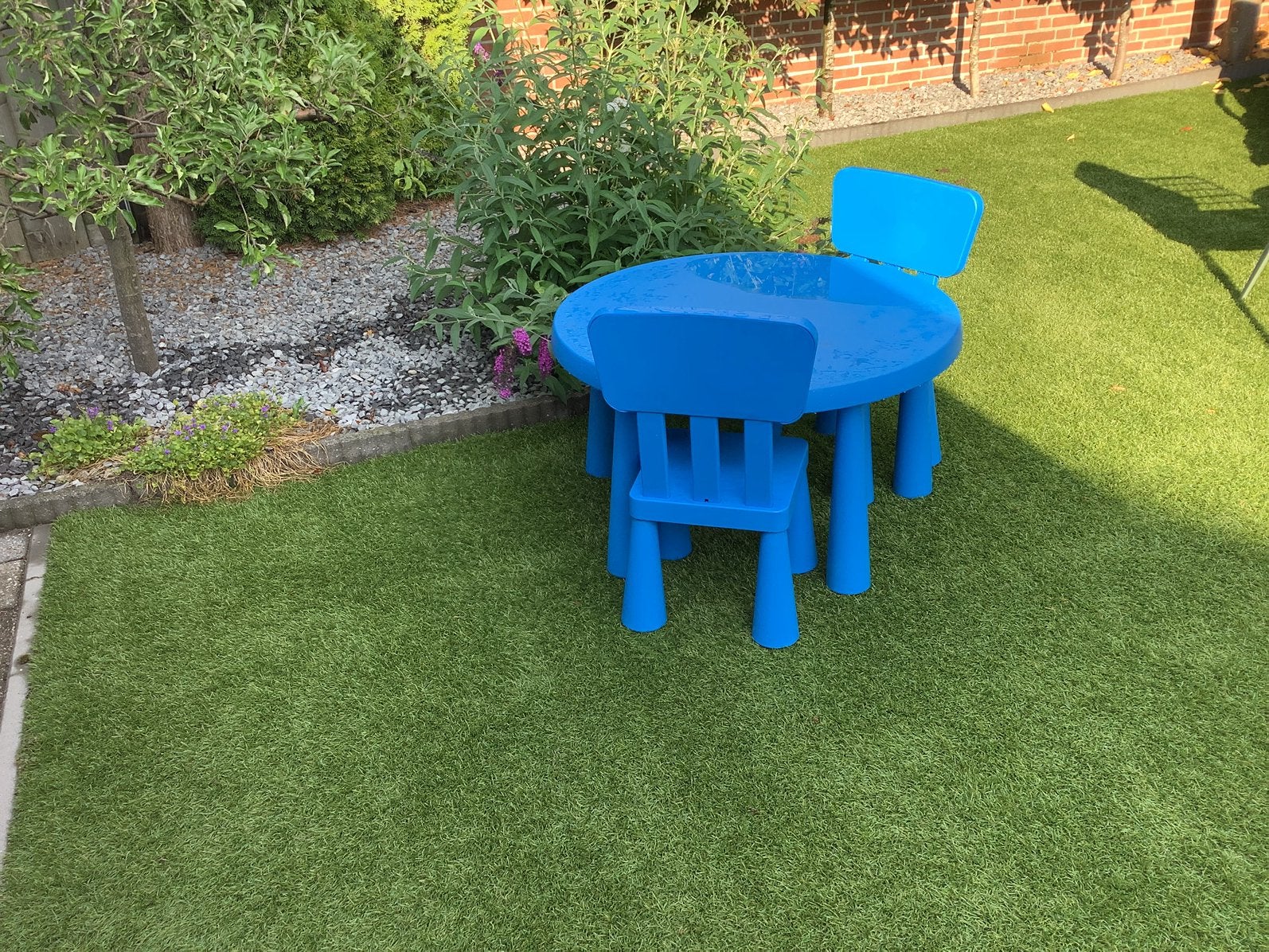 Ikea mammut setje met 2 stoeltjes vtafel 85 rond kinderr, Ophalen, Zo goed als nieuw, Tafel(s) en Stoel(en)