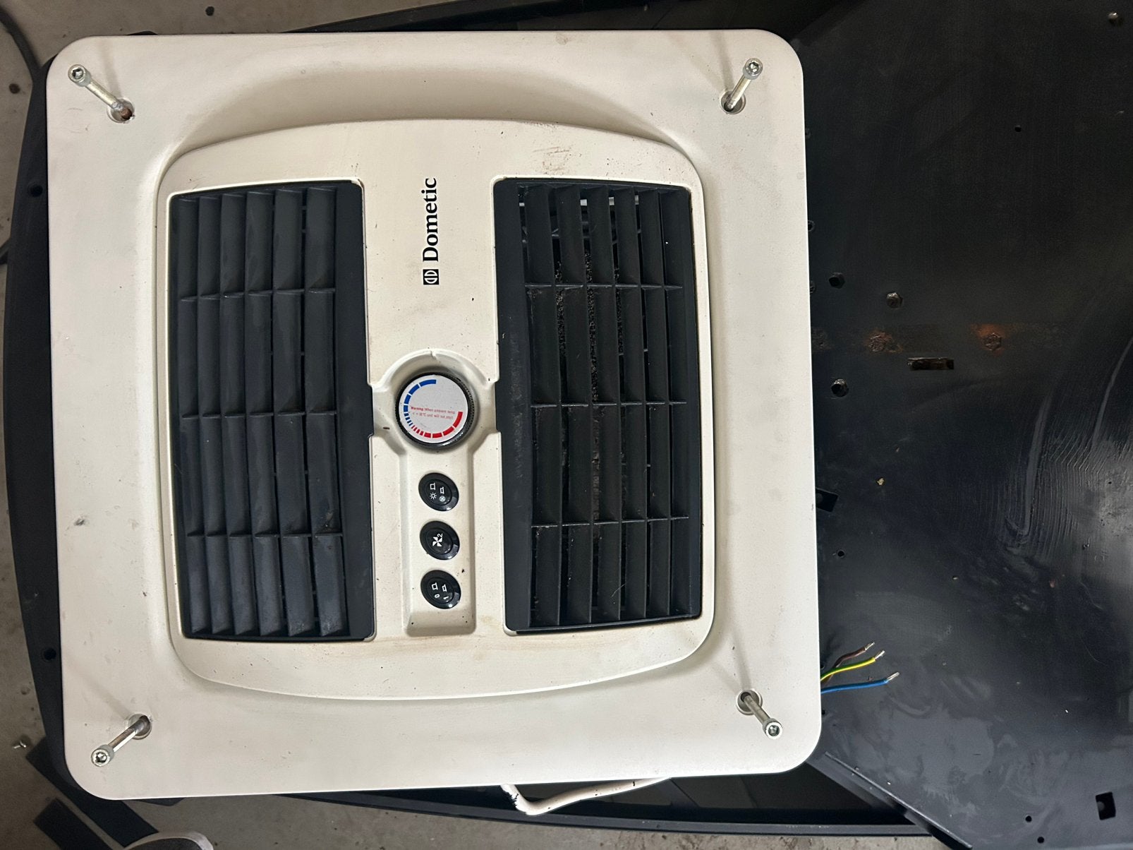 Dometic B1500 dakairco 40 x 40, Caravans en Kamperen, Ophalen, Gebruikt