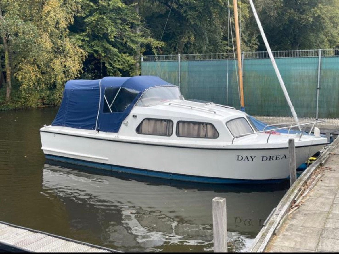 Waterland 700, Ophalen, Zo goed als nieuw, Waterland, Benzine