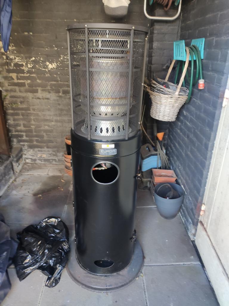 Eurom Gasheater - Terrasverwarmer op gas, Tuin en Terras, Terrasverwarmers, Ophalen, Gebruikt, Gas, Vloer