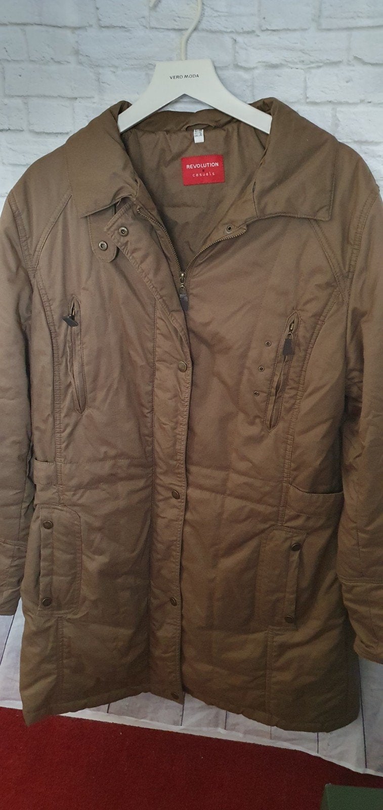 Nieuwe Revolution Casuals jas, maat 42/44 (L), Revolution Casuals, Bruin, Verzenden, Maat 42/44 (L)