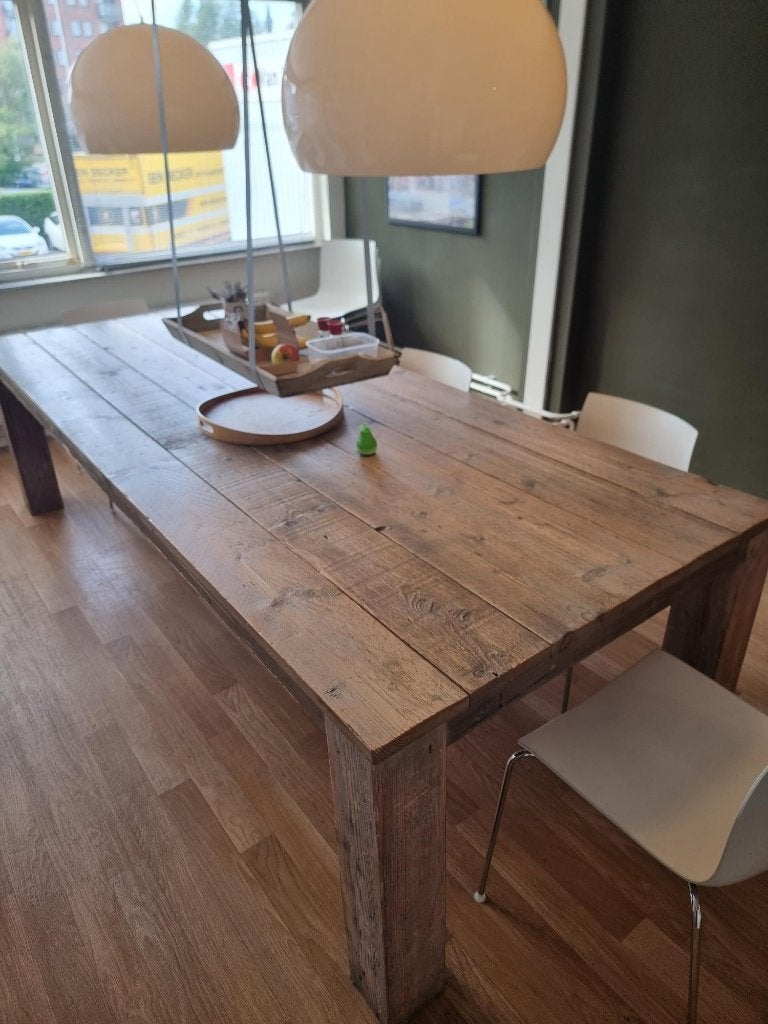Steigerhouten tafel + kast (exclusief stoelen), Ophalen, Gebruikt, Hout, 275 cm