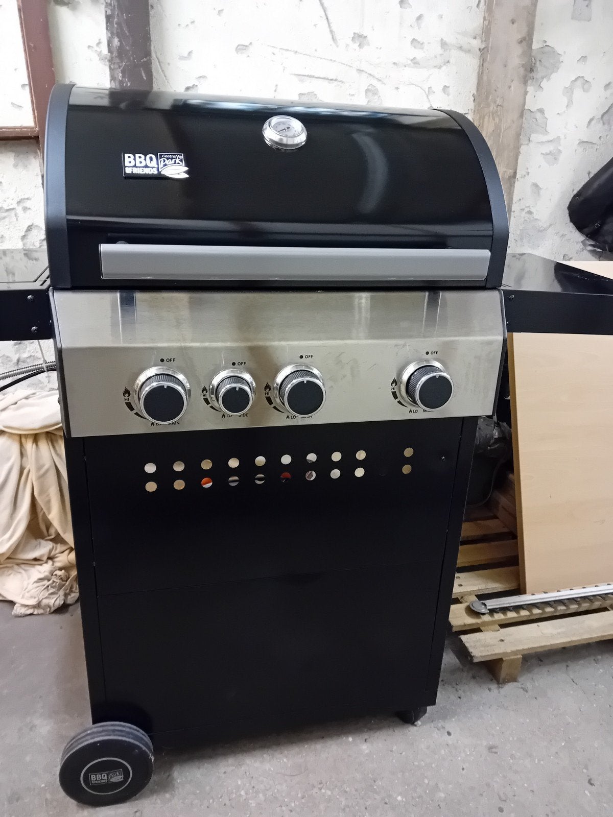 Gas bbq, Ophalen