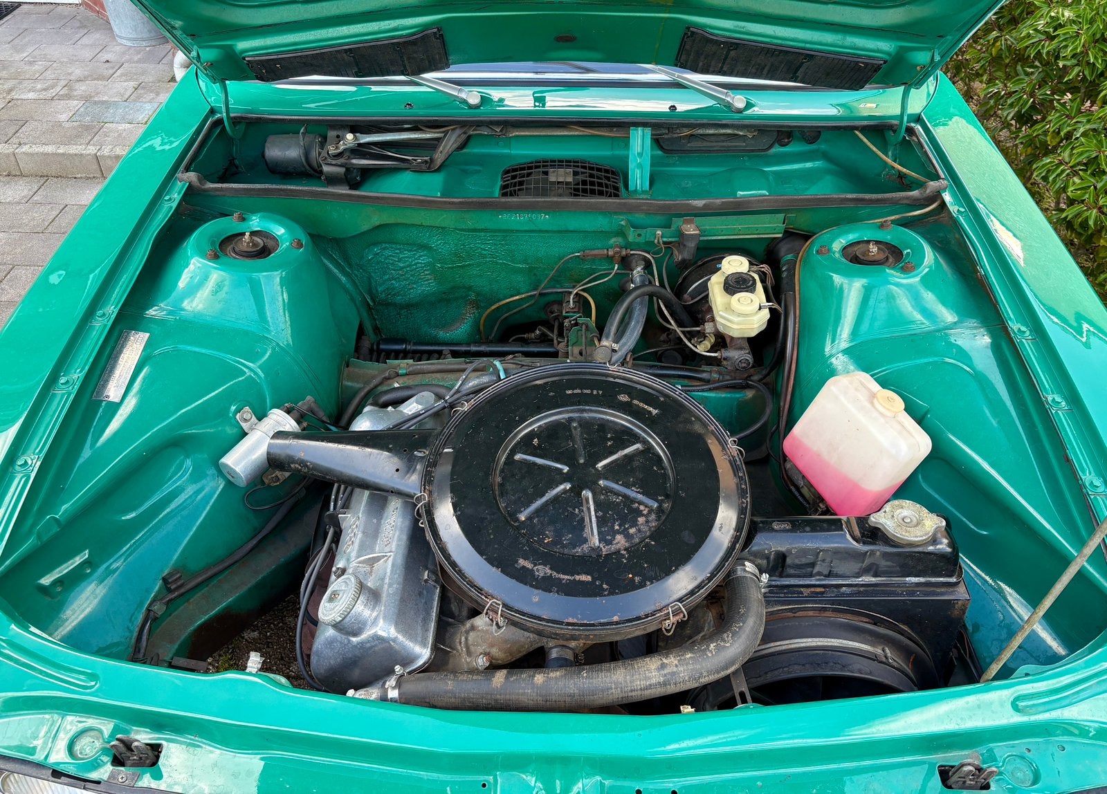 Audi 100 LS 2-deurs 1972 type C1 Automaat, foto 3
