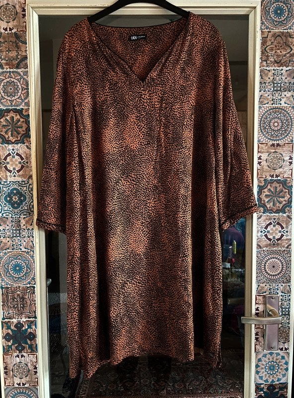 Mooie tuniek met motieven van Didi maat 44 nu 25€, Kleding | Dames, Bruin, Maat 42/44 (L), Didi, Ophalen of Verzenden