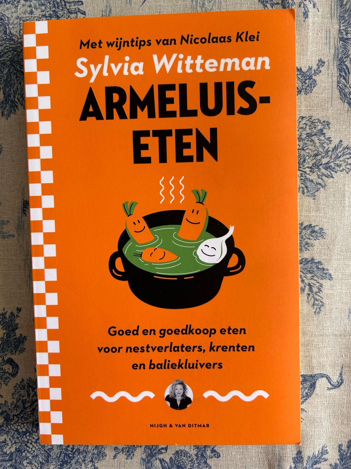 Armeluis-Eten: Goedkoop en Lekker Koken door Sylvia Witteman, Ophalen of Verzenden, Zo goed als nieuw, Overige gebieden, Hoofdgerechten