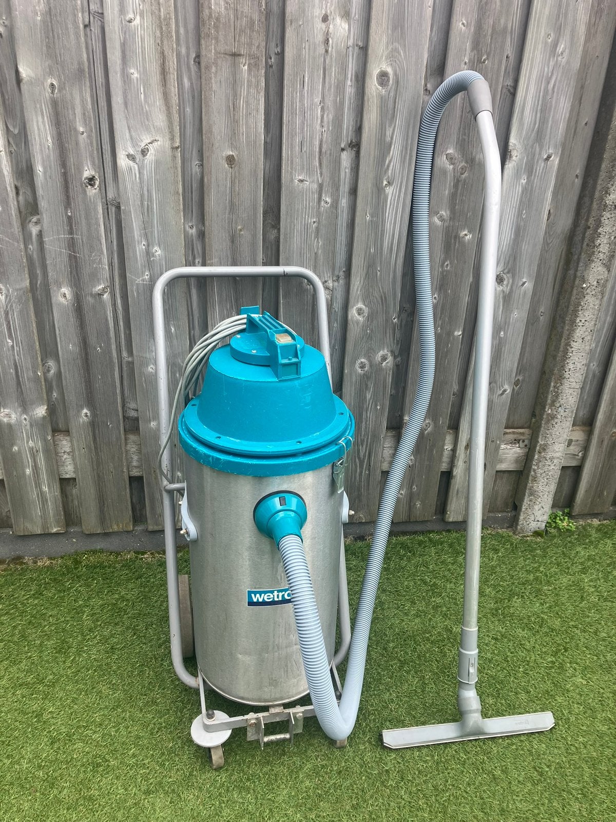 Mooie Wetrok Durovac 34 waterzuiger, Ophalen, Overige merken, Geschikt voor harde vloeren, Zo goed als nieuw