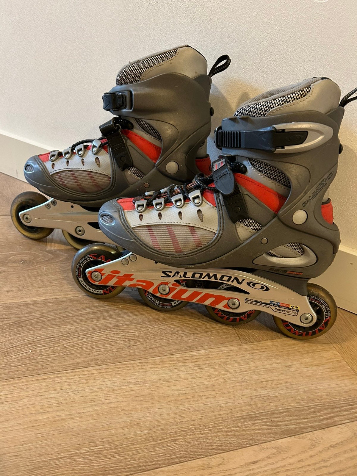 Inline Skates Maat 41, Sport en Fitness, Verstelbaar, Dames, Zo goed als nieuw, Inline skates 4 wielen
