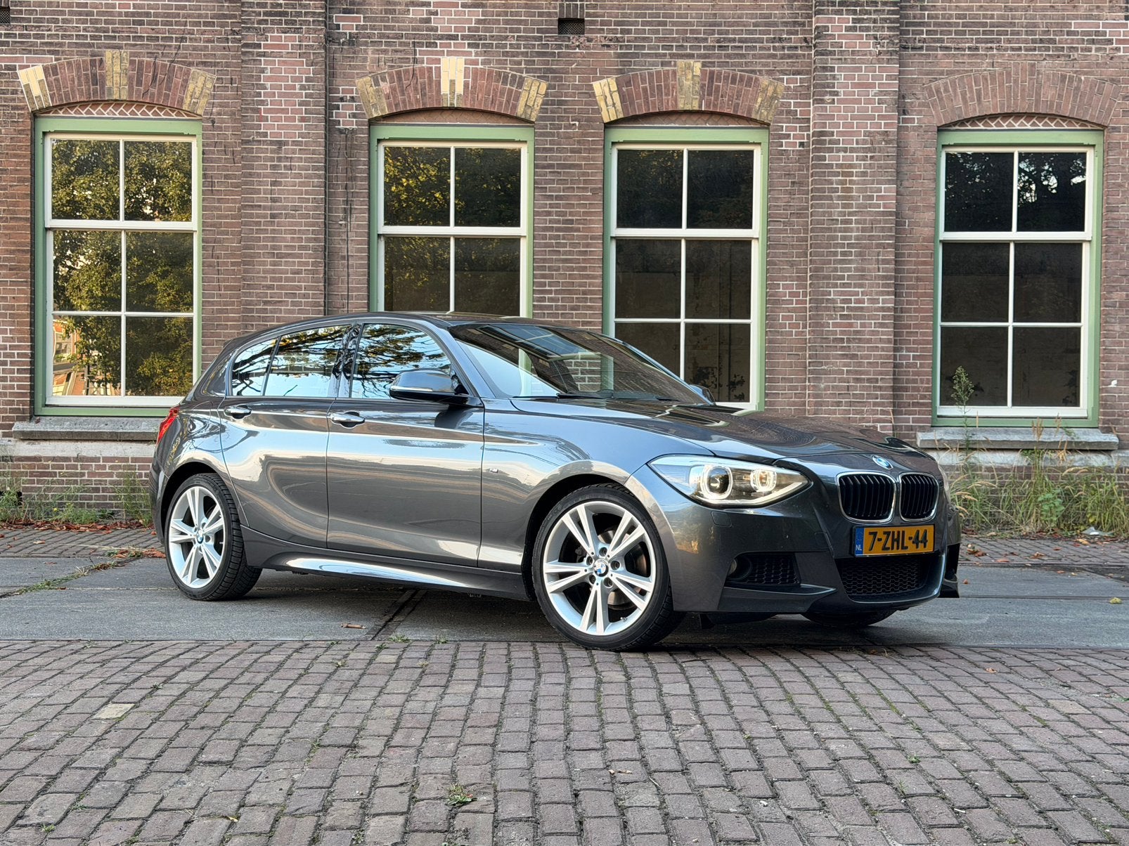 BMW 1-Serie 116i Grijs | Full Option | Super Nette auto, Auto's, BMW, 1-Serie, 4 cilinders, Alcantara, Origineel Nederlands