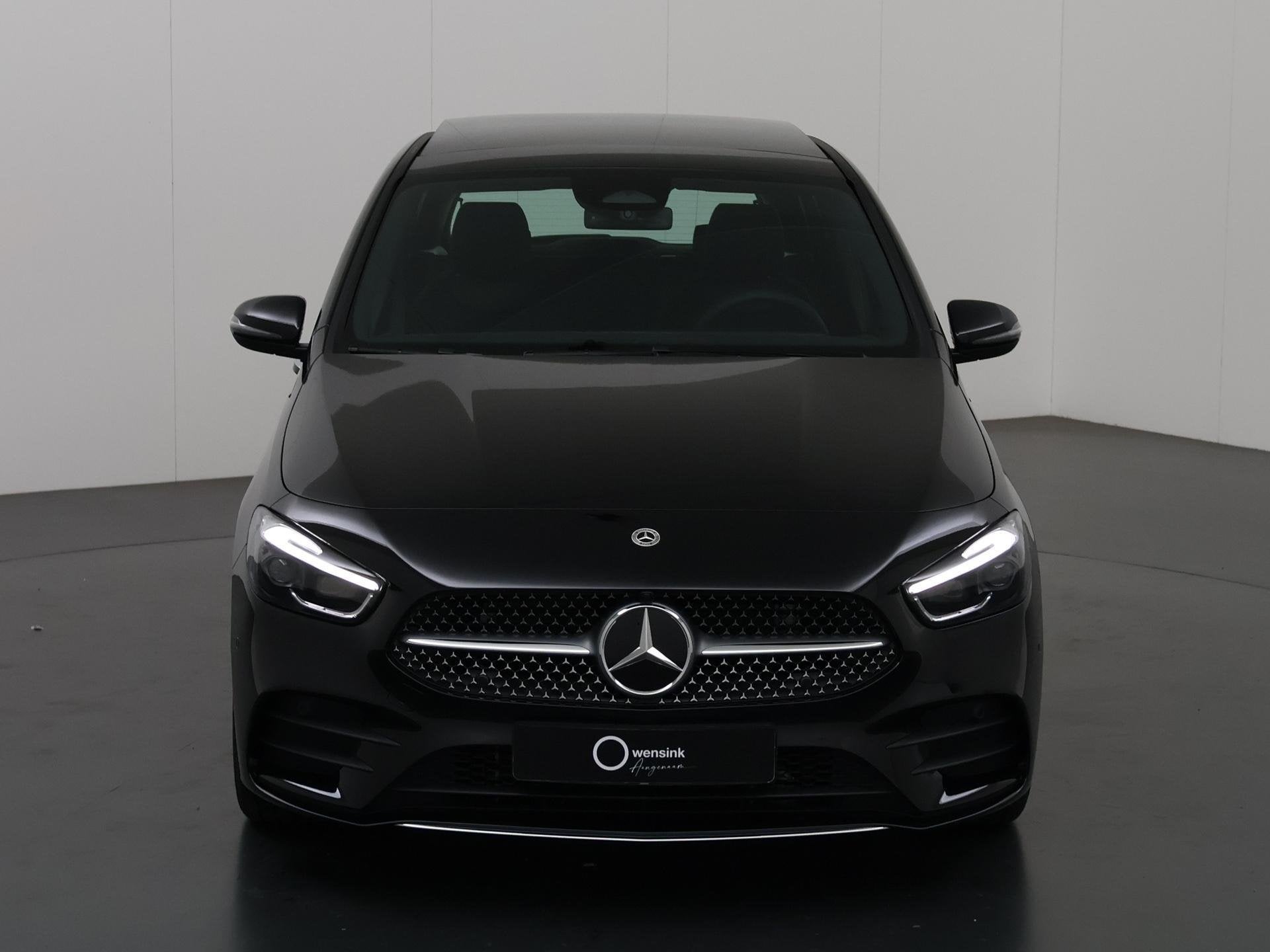 Mercedes-Benz B-klasse 180 Business Solution AMG | Panoramad, Auto's, Gebruikt, 4 cilinders, Zwart, Origineel Nederlands